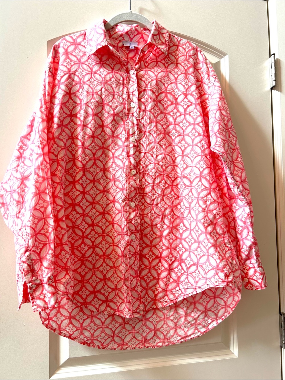 PAX Philomena 100% cotton lightweight geometric pink button down. Soft. Classic